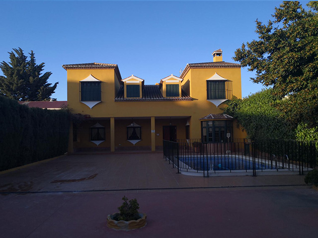 Casa rural El Molino en Campilllos, dispone de 6 habitaciones y piscina en Campillos cerca de Málaga, Aracena, Ronda, pantano de Guadalhorce Casas, fincas y cortijos rurales en Campillos, Malaga, Tourism rural turismo rural en Campillos Málaga